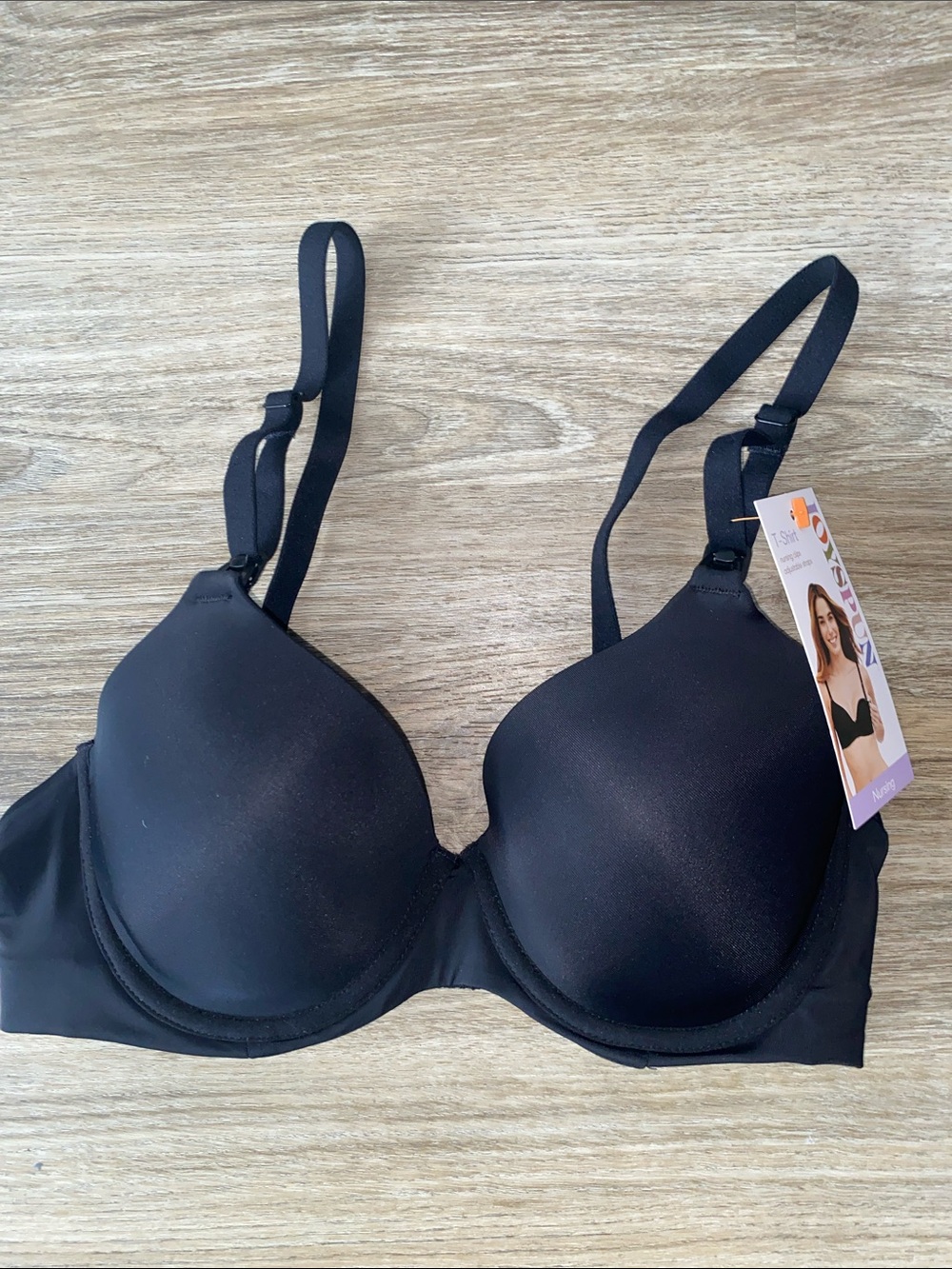 Everyday Black Molded T-Shirt Bra with Light Support